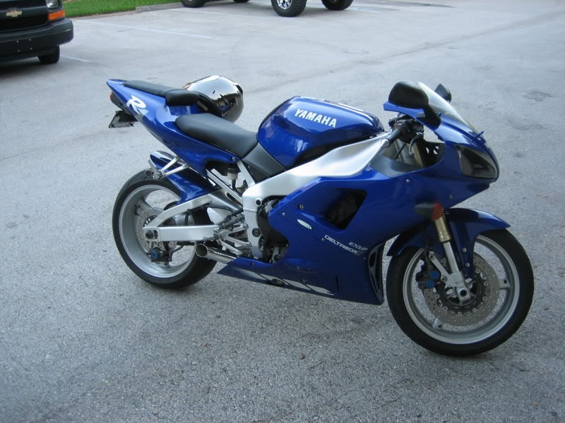 Yamaha YZF r1 2000