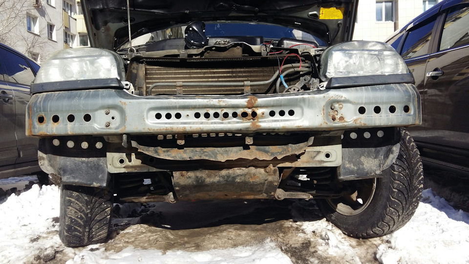 Волговский сигнал на ниву шевроле установка. 6c9112ds 960. Волговский сигнал на ниву шевроле установка фото. Волговский сигнал на ниву шевроле установка-6c9112ds 960. картинка Волговский сигнал на ниву шевроле установка. картинка 6c9112ds 960. Всем привет! Решил установить клаксоны от волги, так как штатным только кур пугать на даче! Принял решение внедрить это чудо, во внутрь усилителя по углам, со снятием бампера! Ну и немного фоток!
