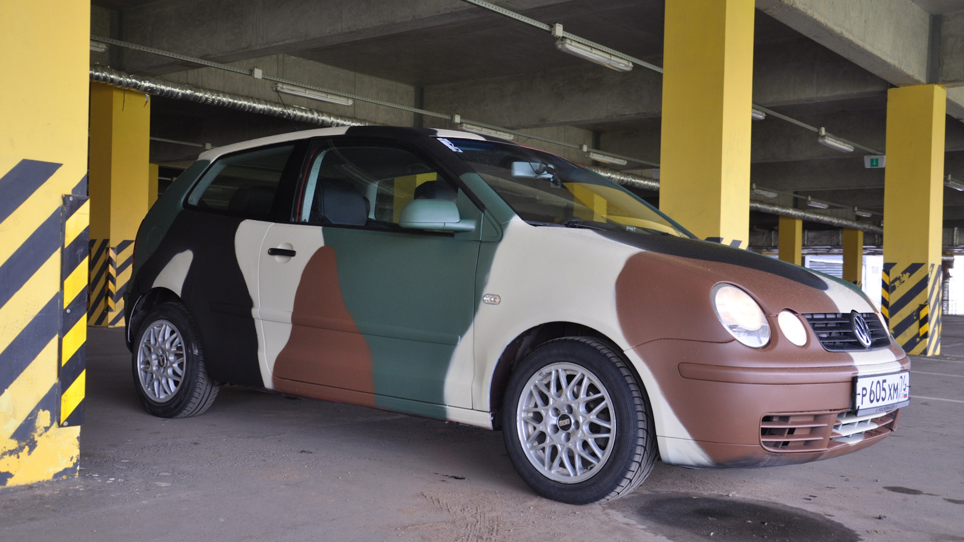 Volkswagen Polo камуфляж