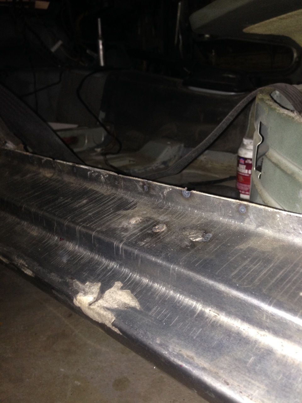 Чем варить пороги. Варить пороги железным профилем. Е 46 варим пороги. Варить пороги железным профилем Ниссан Рнесса. Как варят пороги на автомобиле на Хендай Соната 2008.