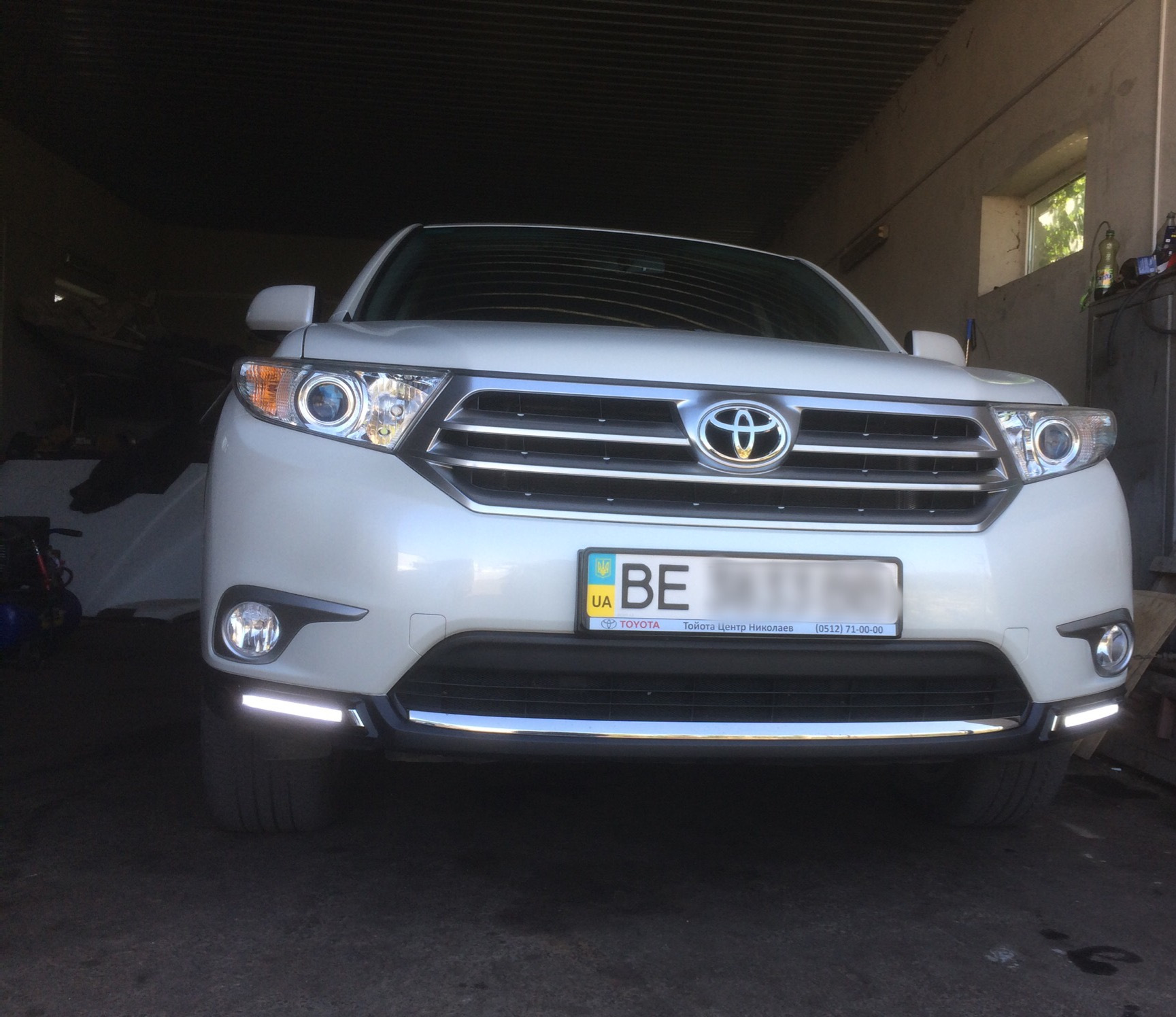 Установка ДХО на Хайлендер 2 - Toyota Highlander (XU40), 3,5 л, 2011 года своими