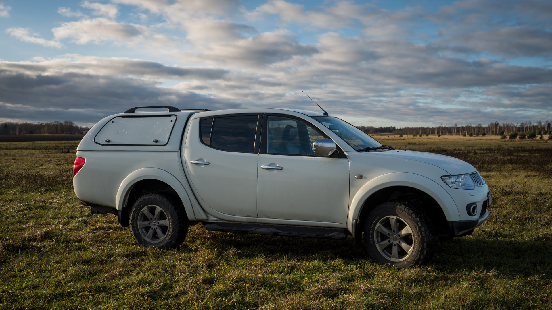 Mitsubishi L200 (4G) 2.5 дизельный 2011 | Белая Тучка на DRIVE2