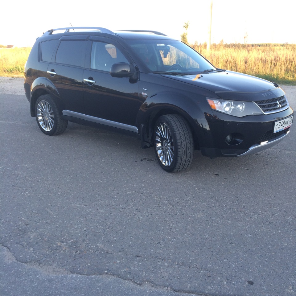 Хл р. Диски r19 Outlander XL. Outlander XL r19. Mitsubishi Outlander XL r18. Mitsubishi Outlander XL r17.