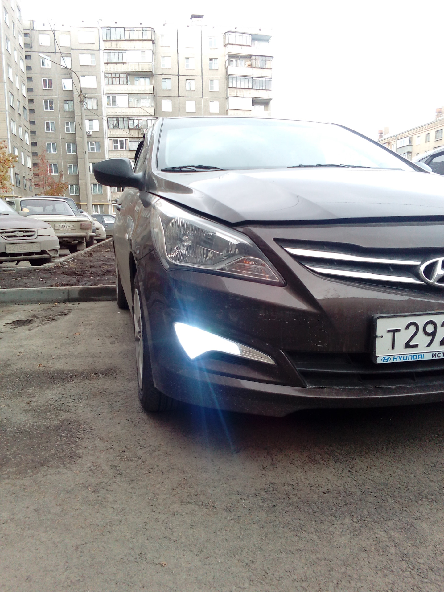 светодиодные лампочки в ДХО — Hyundai Solaris Hatchback, 1,6 л., 2015 ...