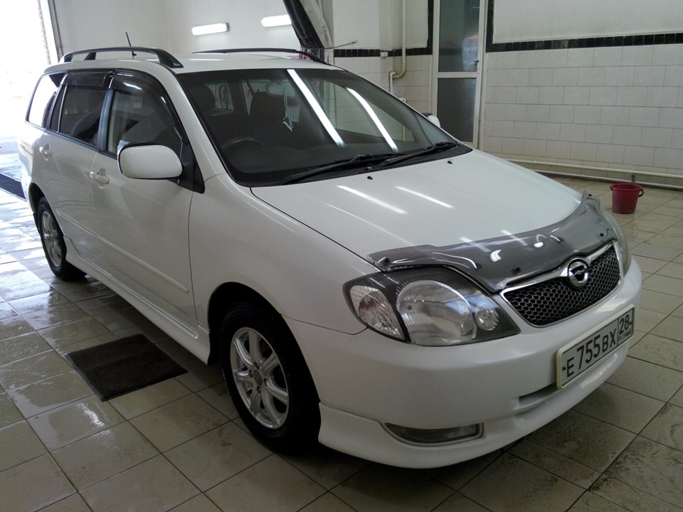 Toyota 2002 года. Тойота Филдер 2002. Toyota Corolla Fielder 2002.