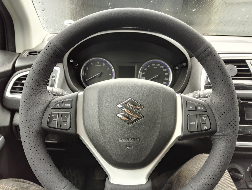 Как снять руль на сузуки сх4 Кожаная оплетка на руль - Suzuki SX4 (2G), 1,6 л, 2017 года аксессуары DRIVE2