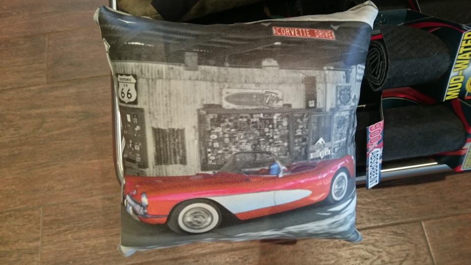 Много лет назад… — Lincoln Town Car III