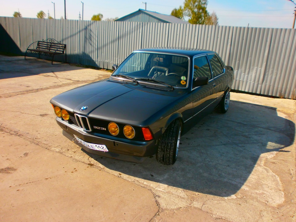 Фото в бортжурнале BMW 3 series (E21)