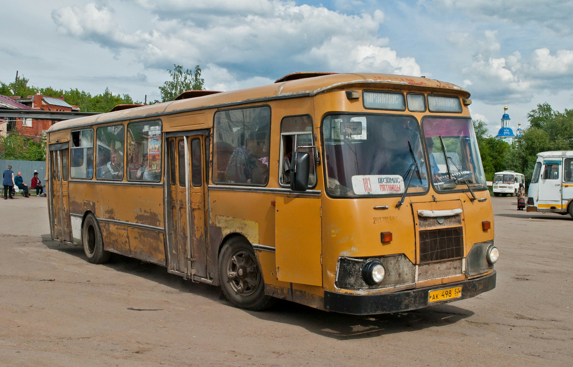 Лиаз старого образца автобус