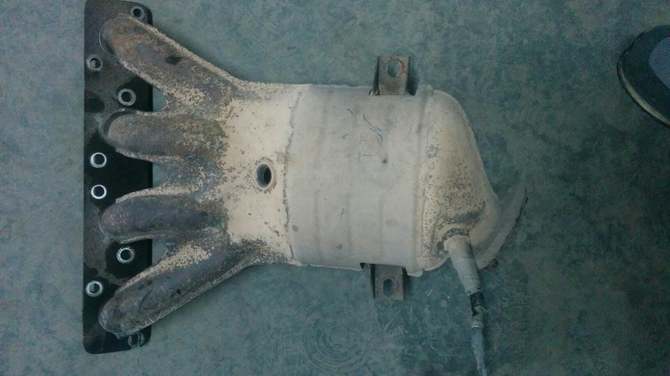 Вставка вместо катализатора 4-1 — Lada Приора седан, 1,6 л, 2008 года ...