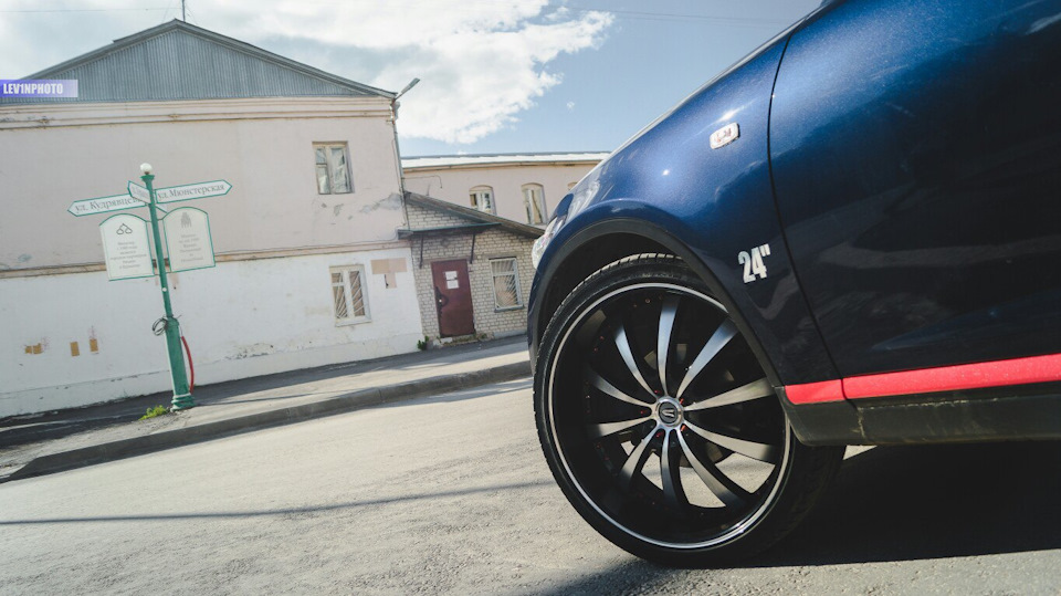 Фото в бортжурнале Infiniti FX (1G)