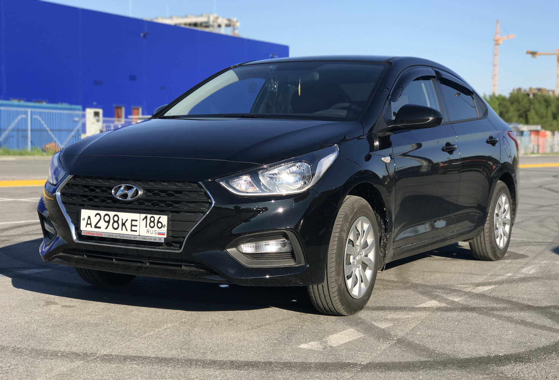 Солярис 2 фото. Hyundai Solaris 2017 черный. Хендай Солярис 2017 года черный. Solaris Hyundai Black 2017. Hyundai Solaris 2018 черный.