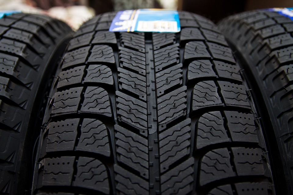 Michelin x ice 3 r15. Michelin x-Ice 3. Michelin x-Ice xi3. X-Ice 3 XL Michelin. 185/65 R14 Michelin x-Ice xi3 90t.