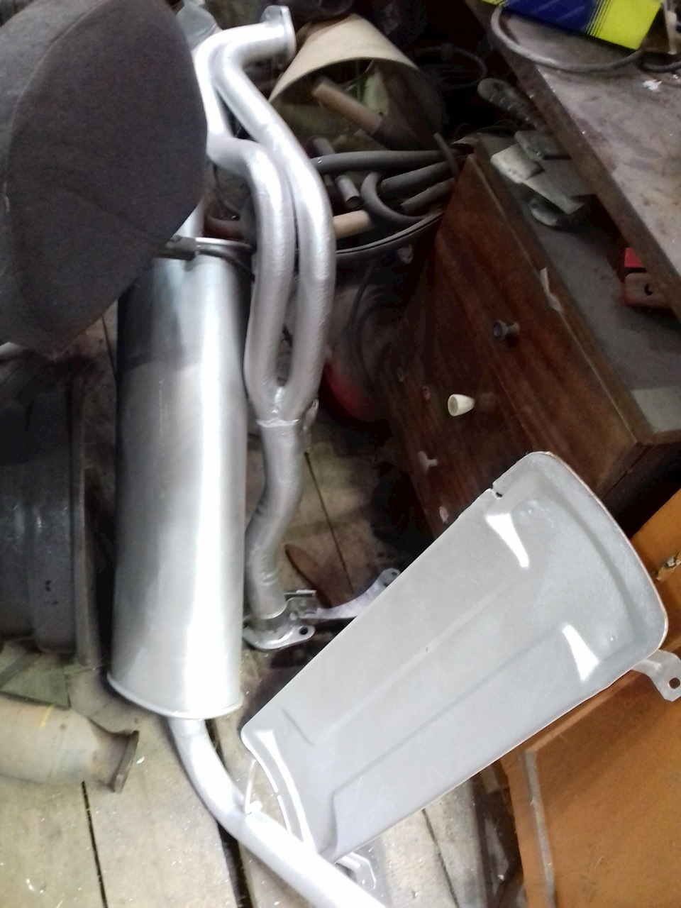 Покрасил глушитель температурной краской — Lada 4x4 5D, 1,7 л, 2003 ...