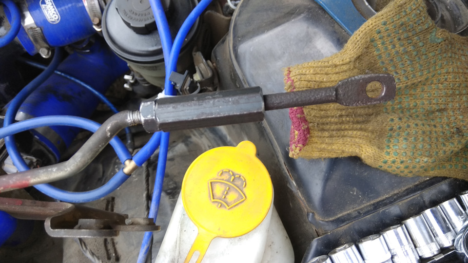 Регулируемая тяга актуатора + новые свечи — Nissan Laurel (C35), 2,5 л ...