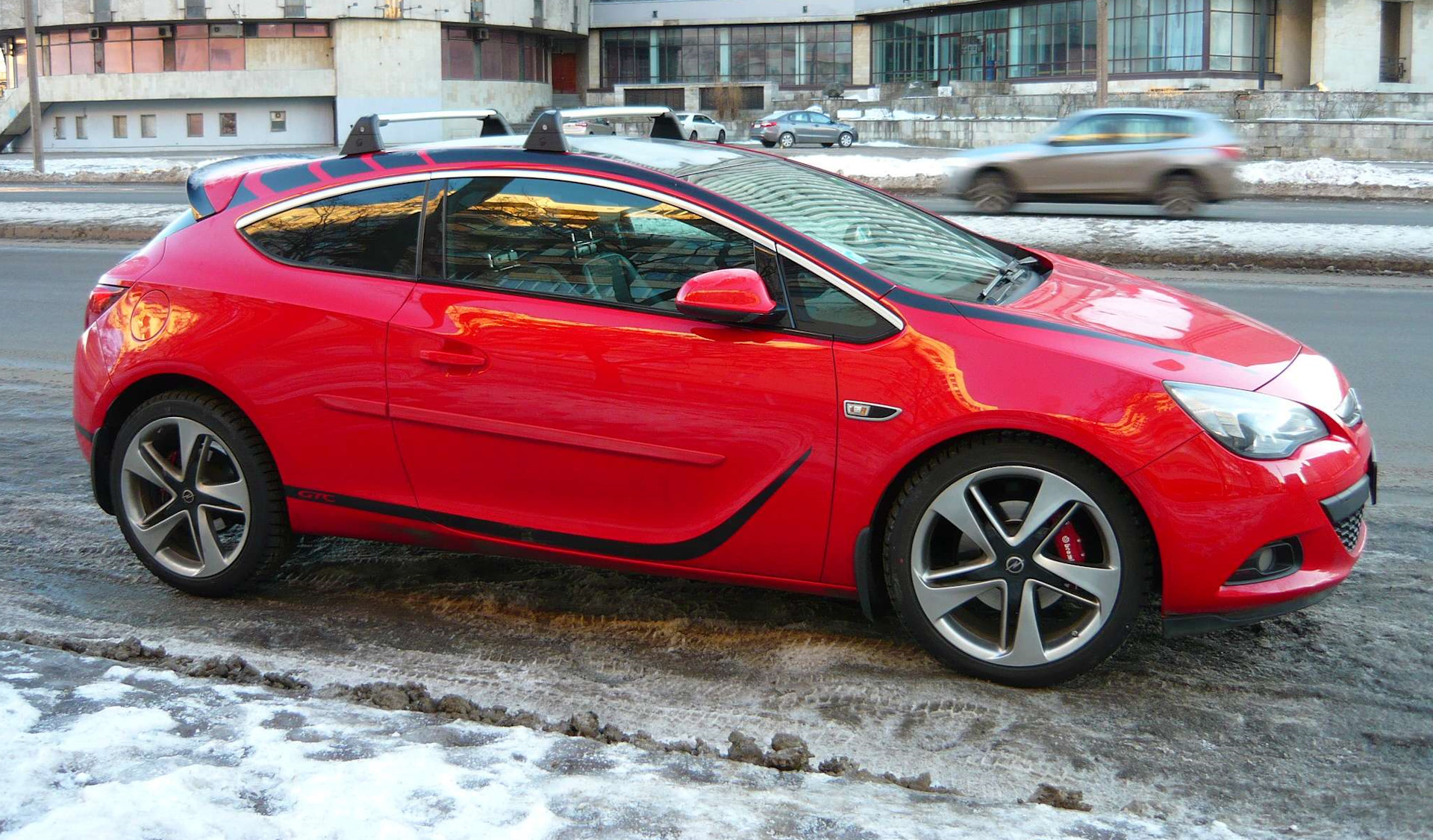 Astra j GTC багажник