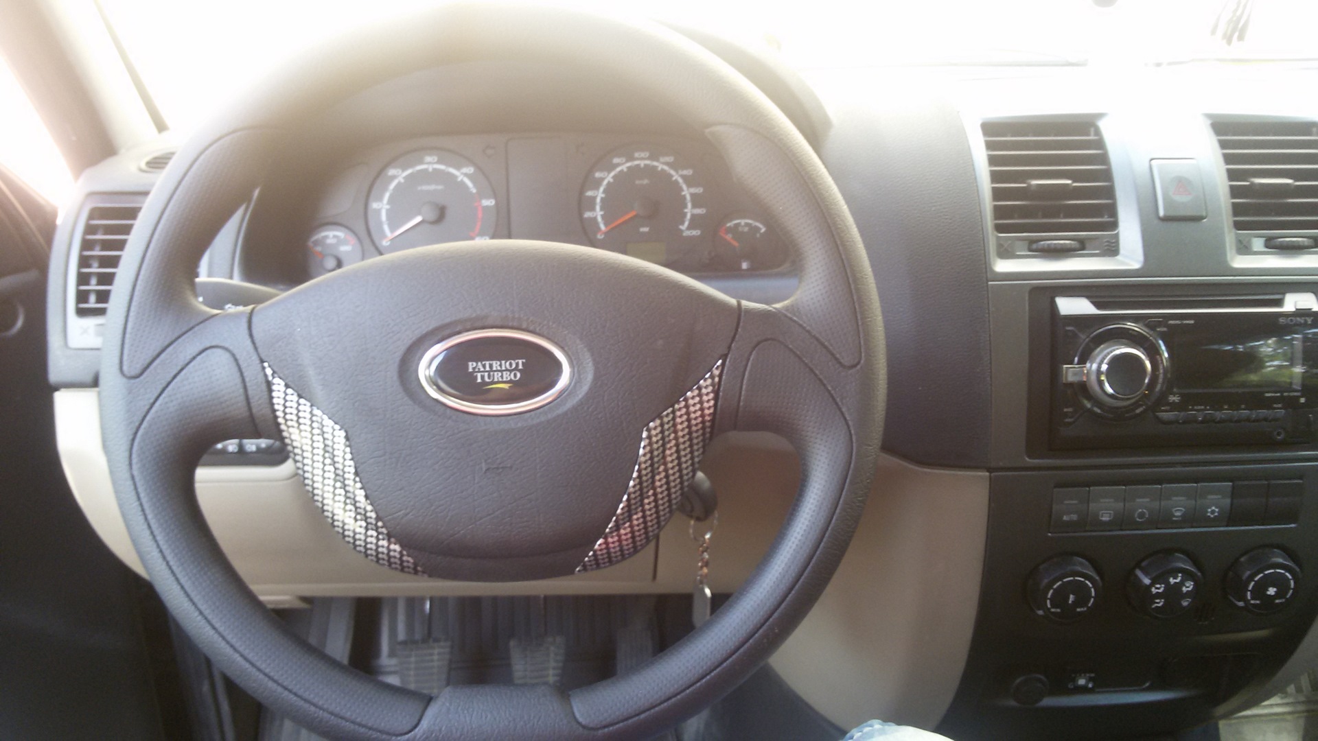 новый руль — УАЗ Pickup, 2,7 л, 2014 года | аксессуары | DRIVE2