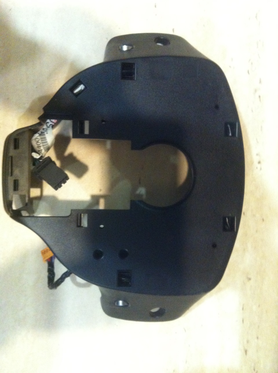 Кожух руля от Outlander (вид сзади) — Mitsubishi Lancer X