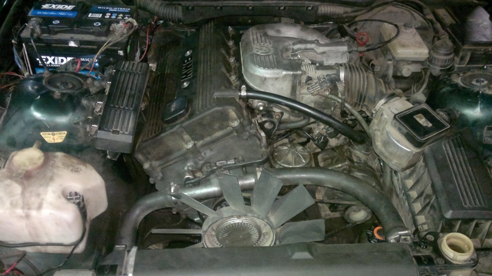 Замена прокладки ГБЦ, ну и коренного сальника коленчатого вала. Часть ...