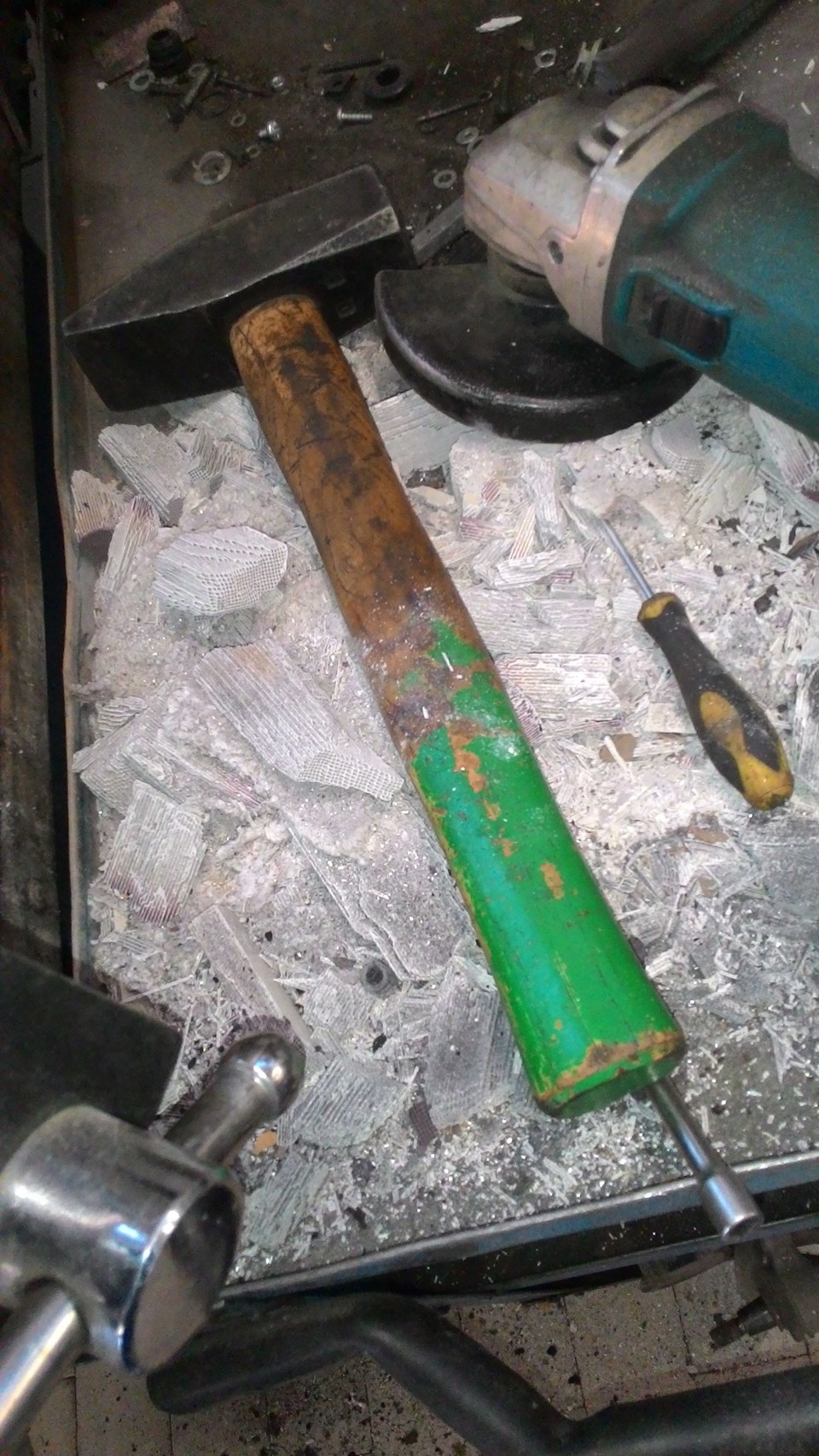 Чуть тюнингу. — УАЗ Patriot, 2,7 л, 2015 года | своими руками | DRIVE2