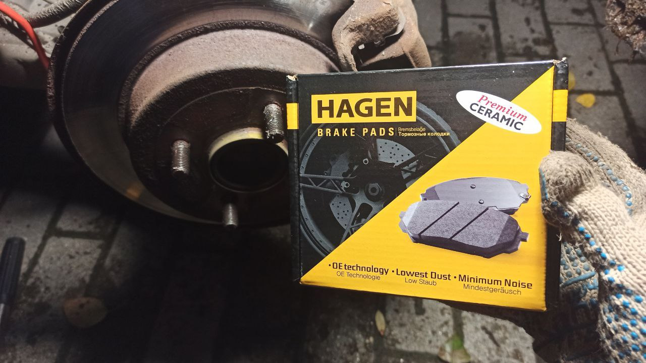 Замена задних тормозных колодок Sangsin HAGEN — Hyundai Solaris (1G), 1 ...