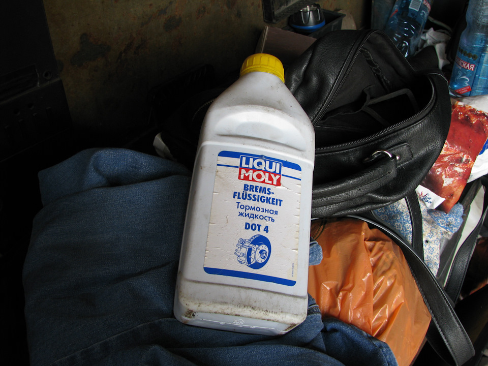 Прокачка тормозов — ГАЗ 24, 2,5 л, 1979 года | визит на сервис | DRIVE2