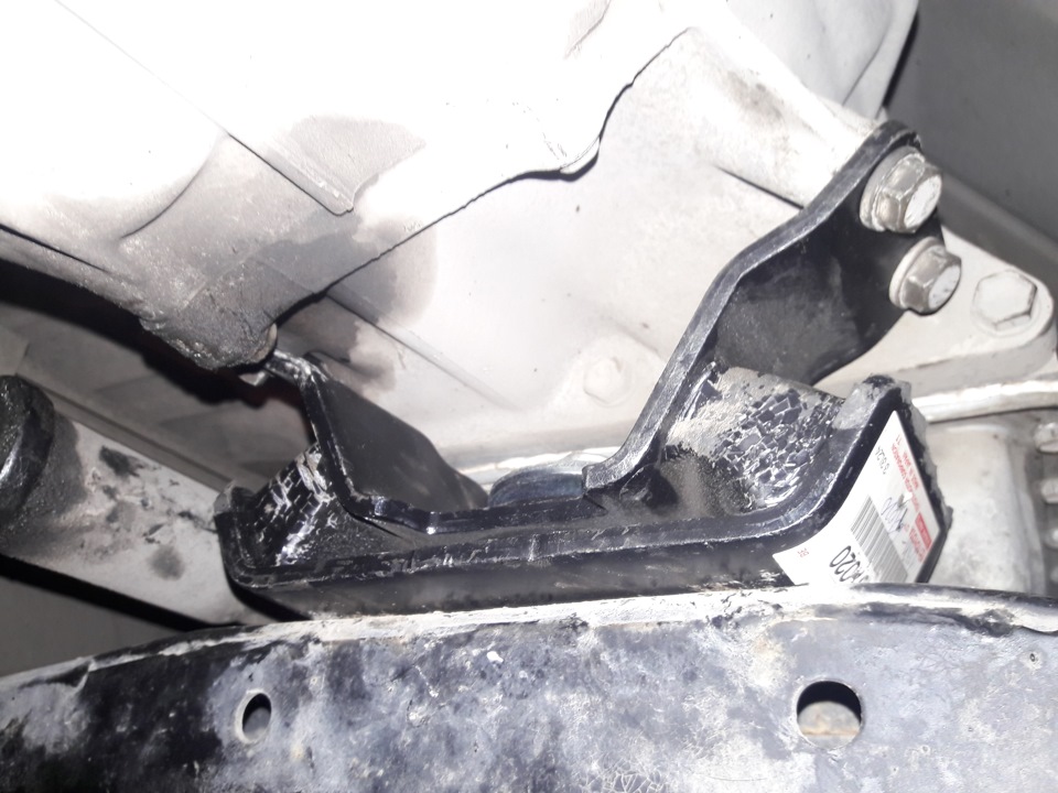 Сайлентблоки, подушки и не много по мелочи. — Toyota Land Cruiser Prado ...
