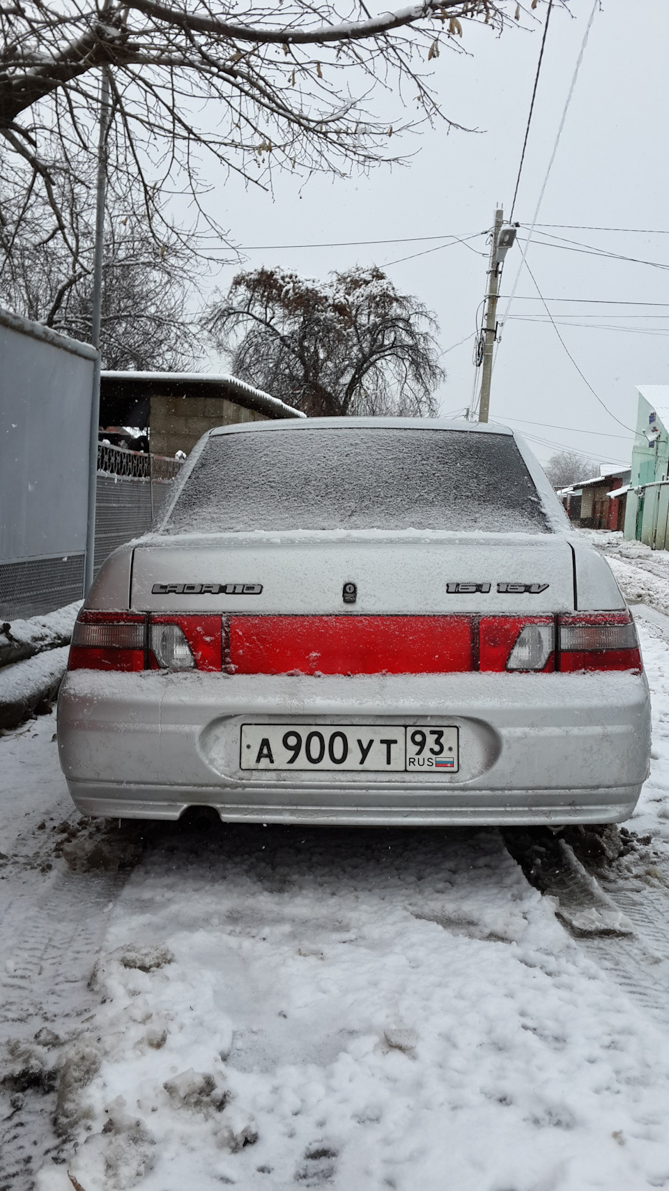 Лучший её вид — сзади — Lada 21104, 1,6 л, 2006 года | фотография | DRIVE2