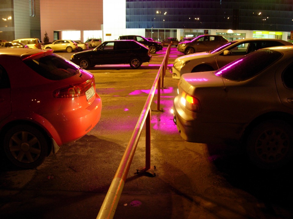 А на самом деле до нее 0,3 м. А до машины метр. — Nissan Cefiro (A32)