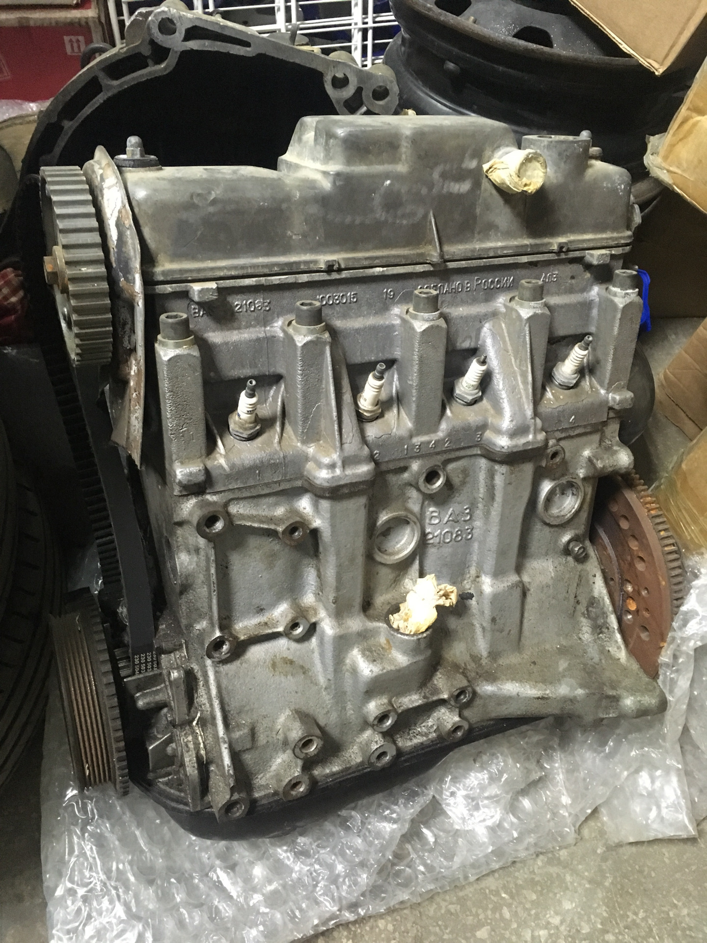 Дизельный двигатель 2 д 12 бс 1. Мотор д17а в разборе. Двигатель д6. Двигатель зид 1. Дизель 5д2-2ч.