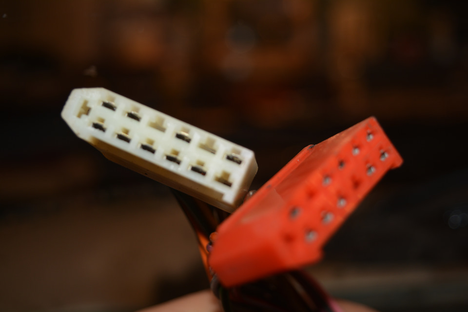 меняем местами провода — Lada 4x4 3D