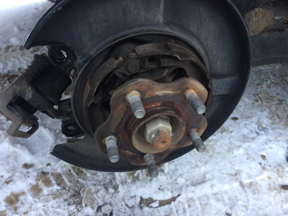 Заклинил ручник — Nissan X-Trail II (t31), 2 л, 2014 года | поломка ...