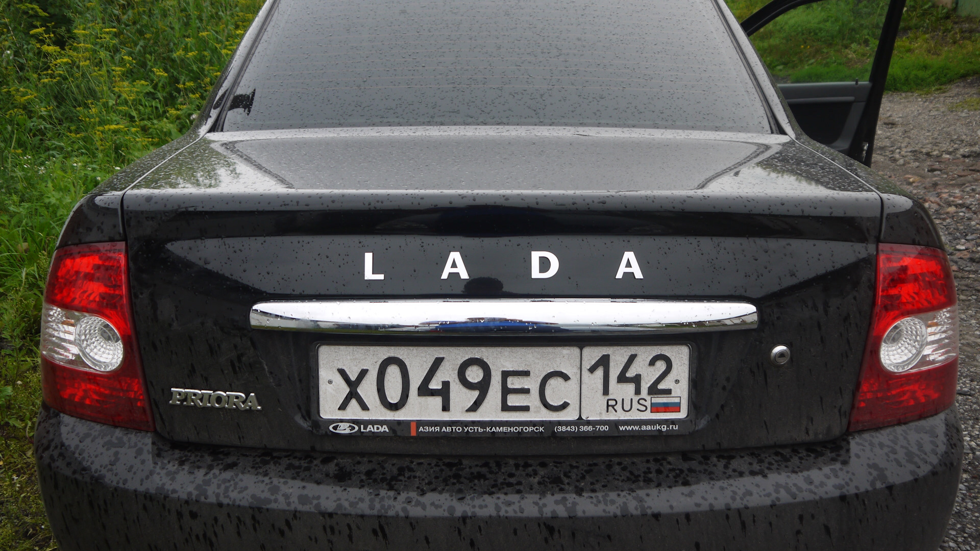 Как снять значок приора Шильдики нового образца L A D A - Lada Приора хэтчбек, 1,6 л, 2013 года стайлинг