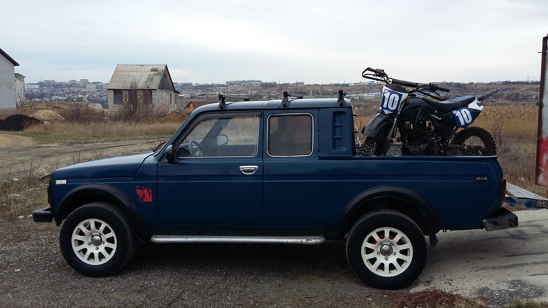 Lada 2329 1.7 бензиновый 2005 | Нива Pickup 