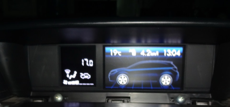 Экран вместо номера. Дисплей Subaru XV. Цветной экран Субару XV. МФД С Subaru xv2 на xv1. MFD дисплей 7 Ниссан r34 EBAY.