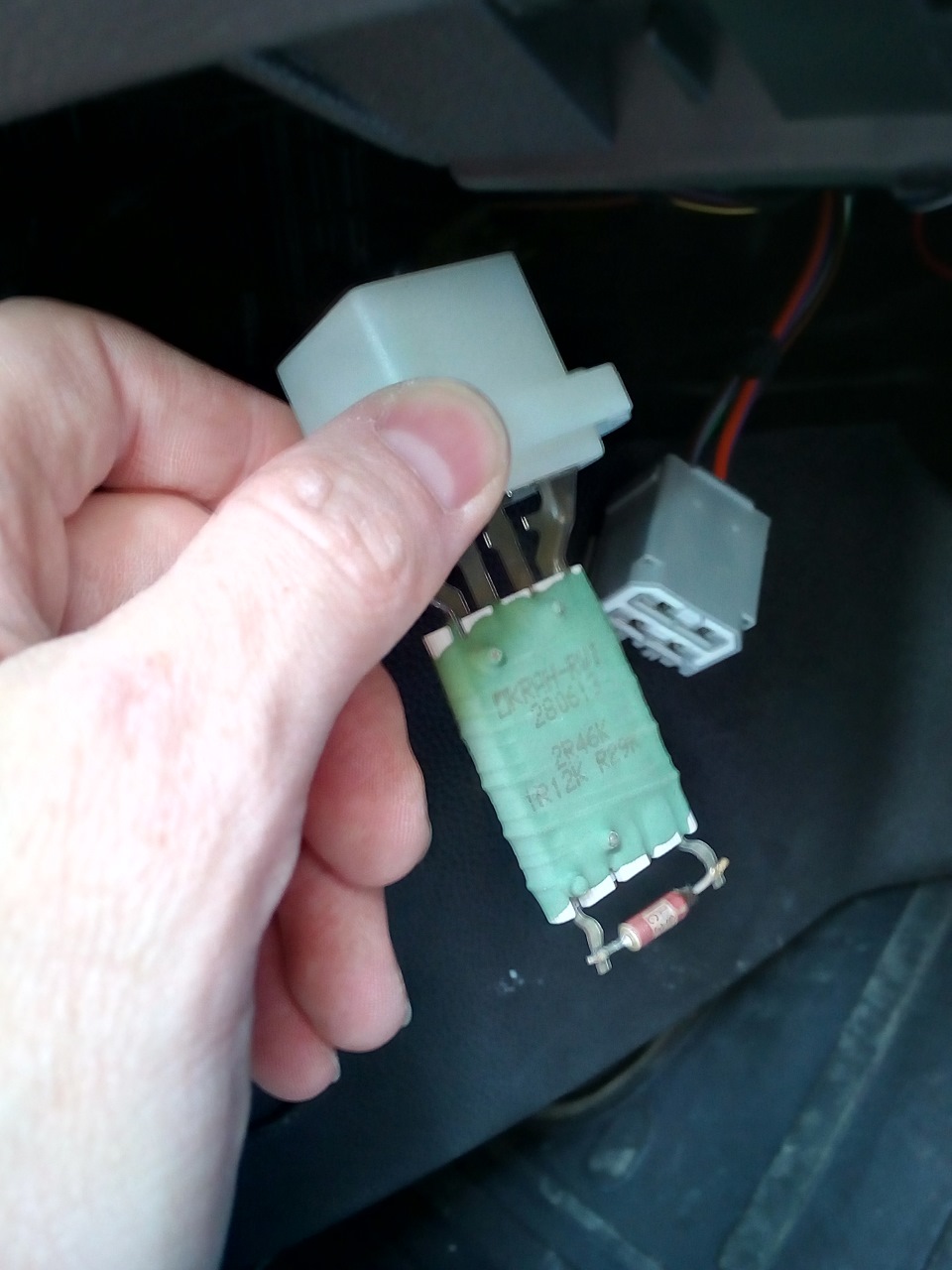 Не работает вентилятор печки на скоростях 1,2,3. — DRIVE2