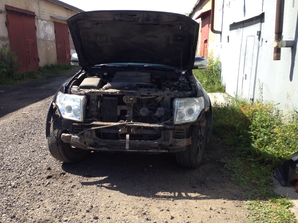 Треснувший бампер — DRIVE2