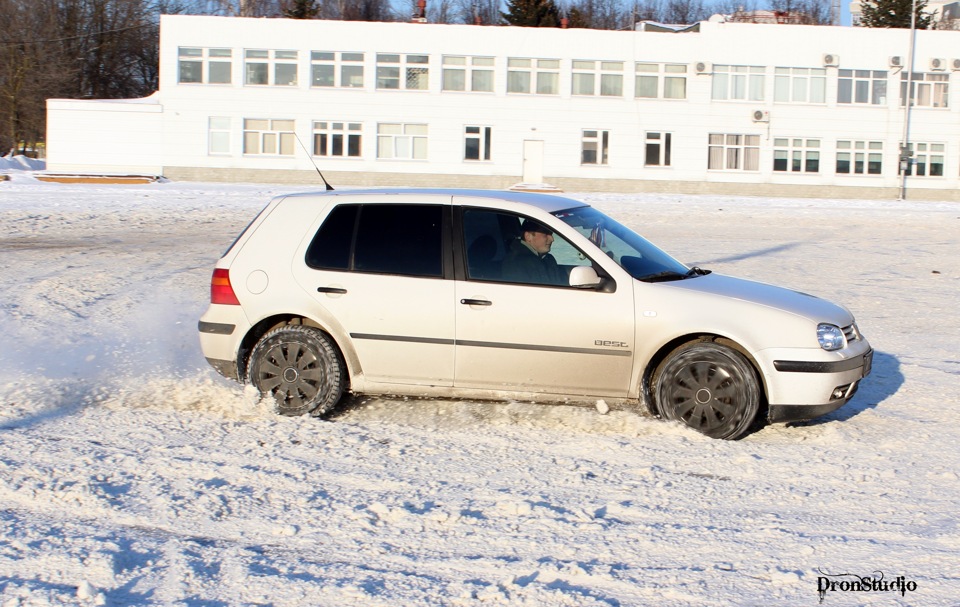 Фотография 4 — Volkswagen Golf Mk4, 1,4 л, 1998 года | фотография | DRIVE2