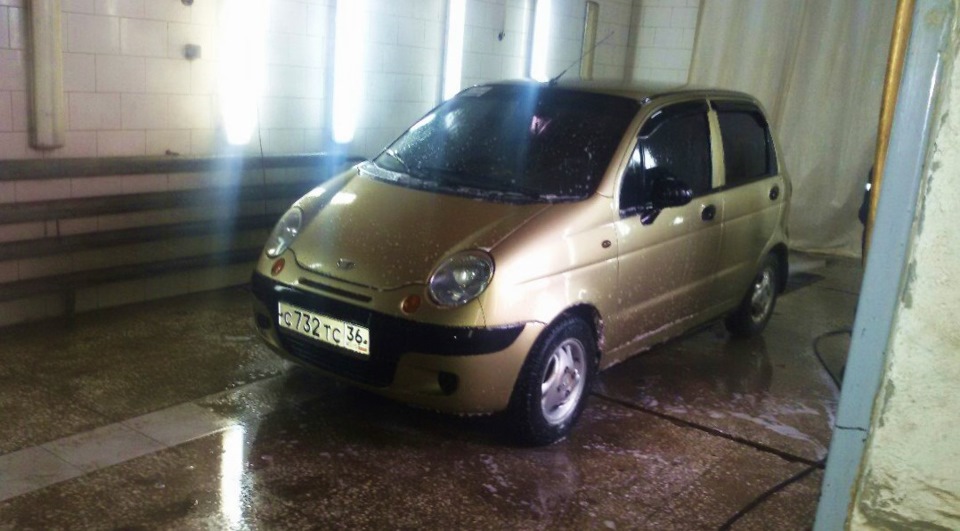 Датчик абсорбера дэу матиз. 6d732fcs 960. Датчик абсорбера дэу матиз фото. Датчик абсорбера дэу матиз-6d732fcs 960. картинка Датчик абсорбера дэу матиз. картинка 6d732fcs 960. В связи с тем, что проблема с нестабильной работой двигателя так и не была устранена, по совету Spyke-street решили обратиться в сервис на Урицкого 25.Начали, естественно, с мойки, так как грязную машинку отдавать в сервис неприлично. И тут нас ждал первый сюрприз — в автосервисе есть собственная мойка — не надо никуда дополнительно тащиться. Да и пока будут ремонтировать, машинка как раз и обсохнет в тёплом боксе)