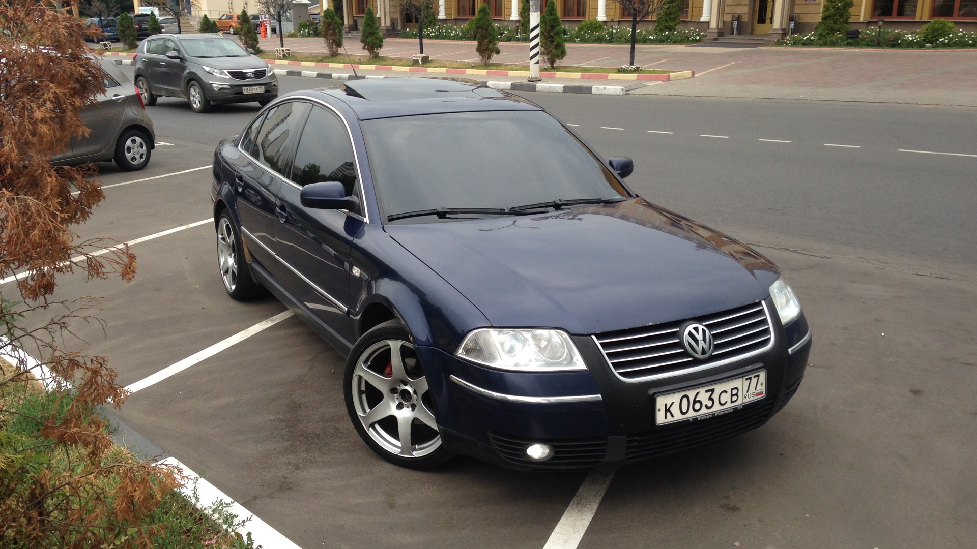 Фольксваген пассат 99 года. Фольксваген Пассат 2003 год 2,3л. Passat 2003 Tuning. Тюнингованный Volkswagen Passat 2001.