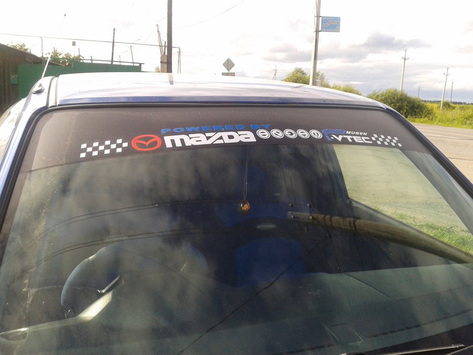 наклейка на лобовое — Mazda Demio (1G), 1,3 л, 2001 года | стайлинг ...