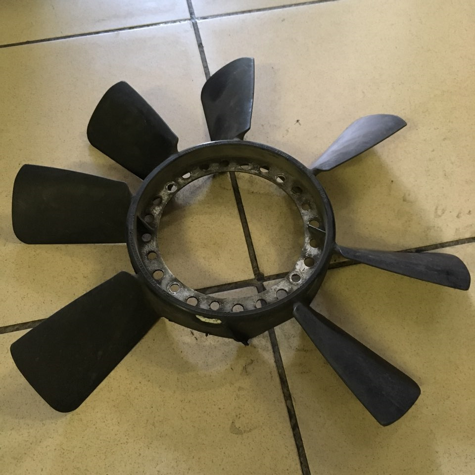 Замена расширительного бачка и вентилятора охлаждения — Audi A6 (C5), 2 ...