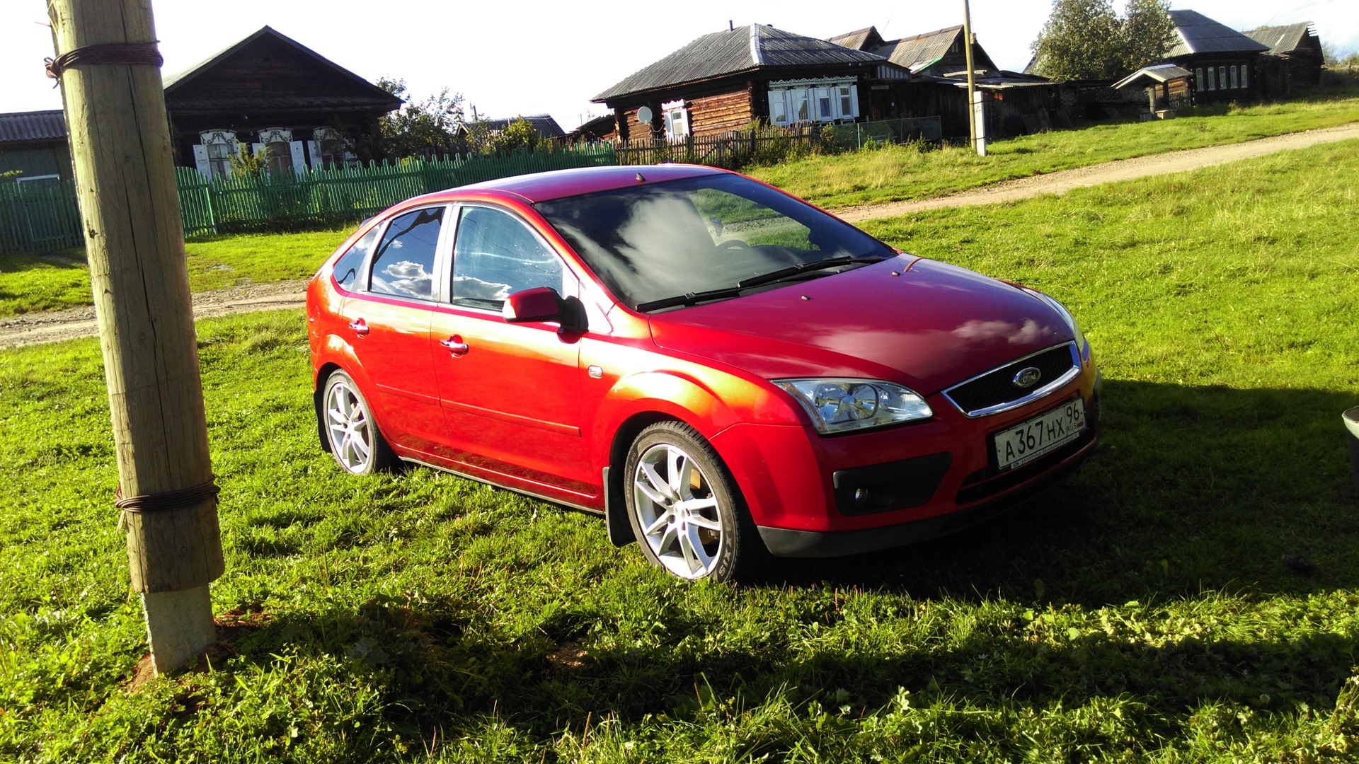 Форд фокус 2 1.8 бензин. Форд фокус 2 хэтчбек 2007 1.8. Ford Focus, 2009 1.8 трехдверка. Форд фокус 2 a973ex. Форд фокус 2007 трехдверки.