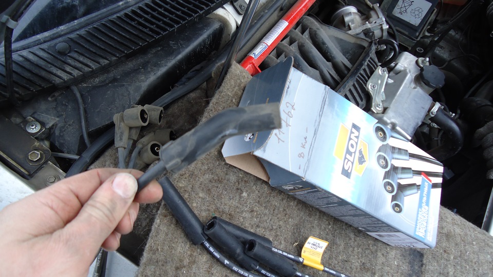 Замена термостата и высоковольтных проводов — Lada Калина универсал, 1 ...