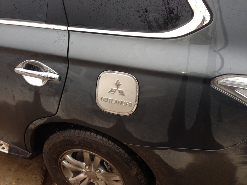 Снятие хрома — Mitsubishi Outlander (3G), 2 л, 2013 года | стайлинг ...