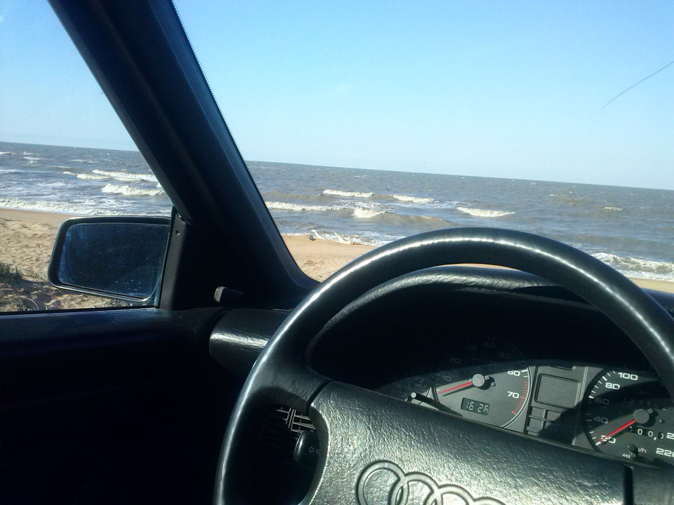 Фото в бортжурнале Audi 100 (C3)