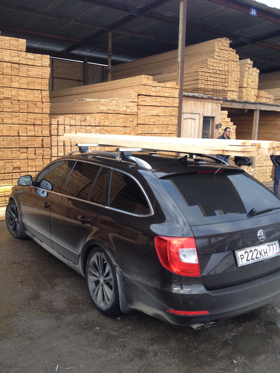 мой дачный помошник — Skoda Superb Combi (Mk2), 2 л, 2014 года ...