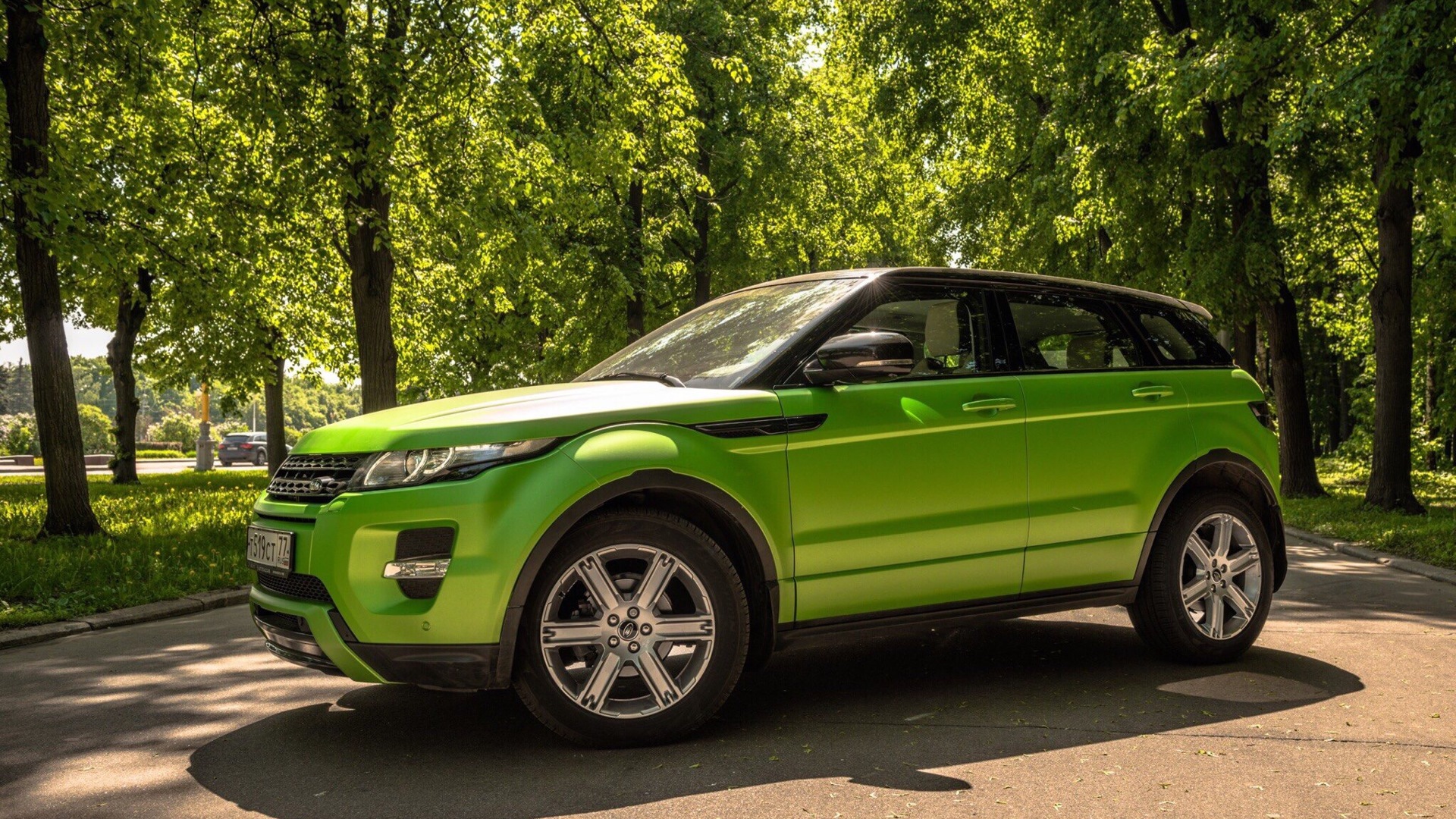 Range rover evoque 2.2 дизель. Рендж Ровер Эвок зеленый. Range Rover Evoque 2021. Рендж Ровер Эвок салатовый. Рендж Ровер Эвок 2022 зеленый.