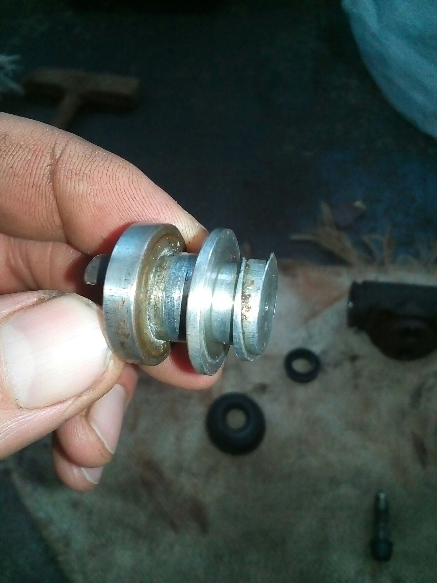 задний тормозной цилиндр газель некст переборка. манжета заднего тормозного цилиндра тойота. задний тормозной цилиндр газ 66 35мм и ваз. кольцо уплотнительное на главный цилиндр тормозов газель. манжеты главный тормозной цилиндр 2112.