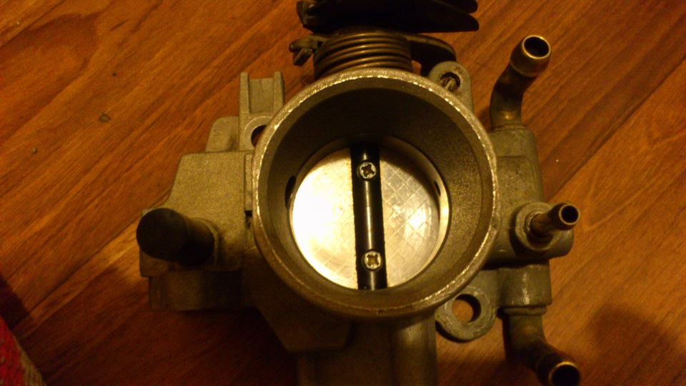 почистил дроссельную заслонку ))) — DRIVE2